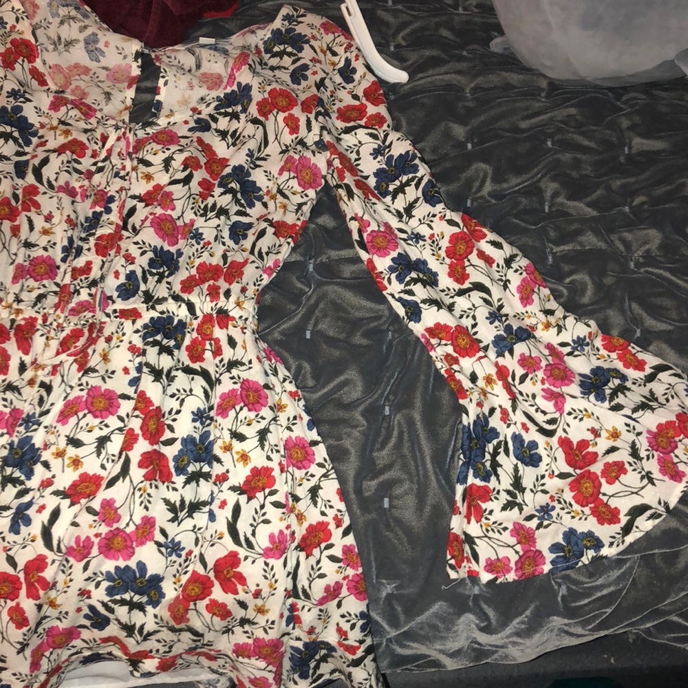 Romper - Picture 3 of 4